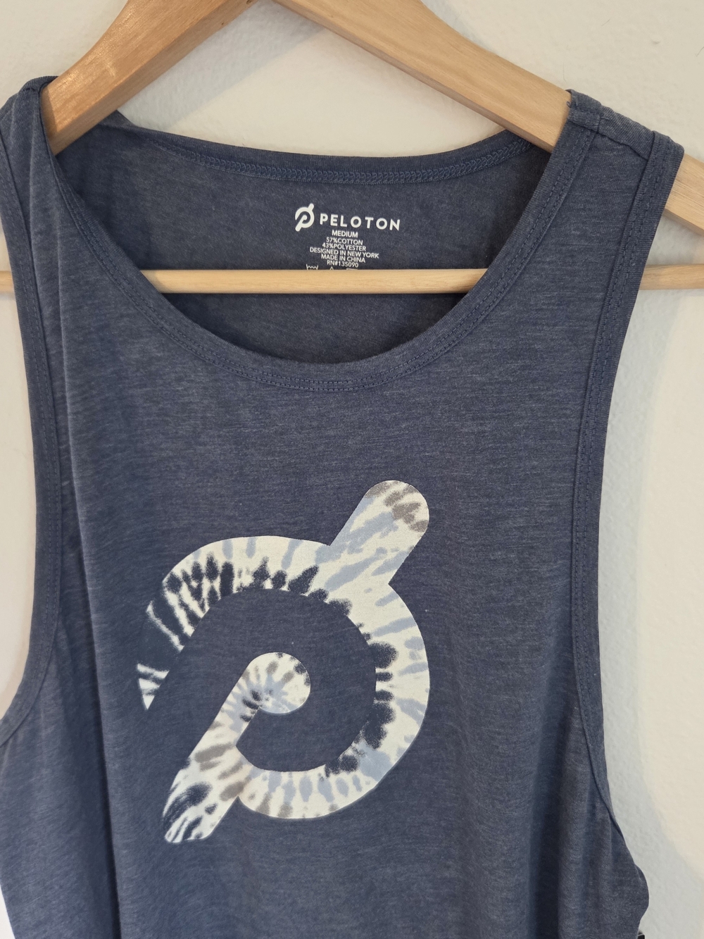 Peloton Women's Navy Blue Logo Tank Top New M Spin Cycling Class